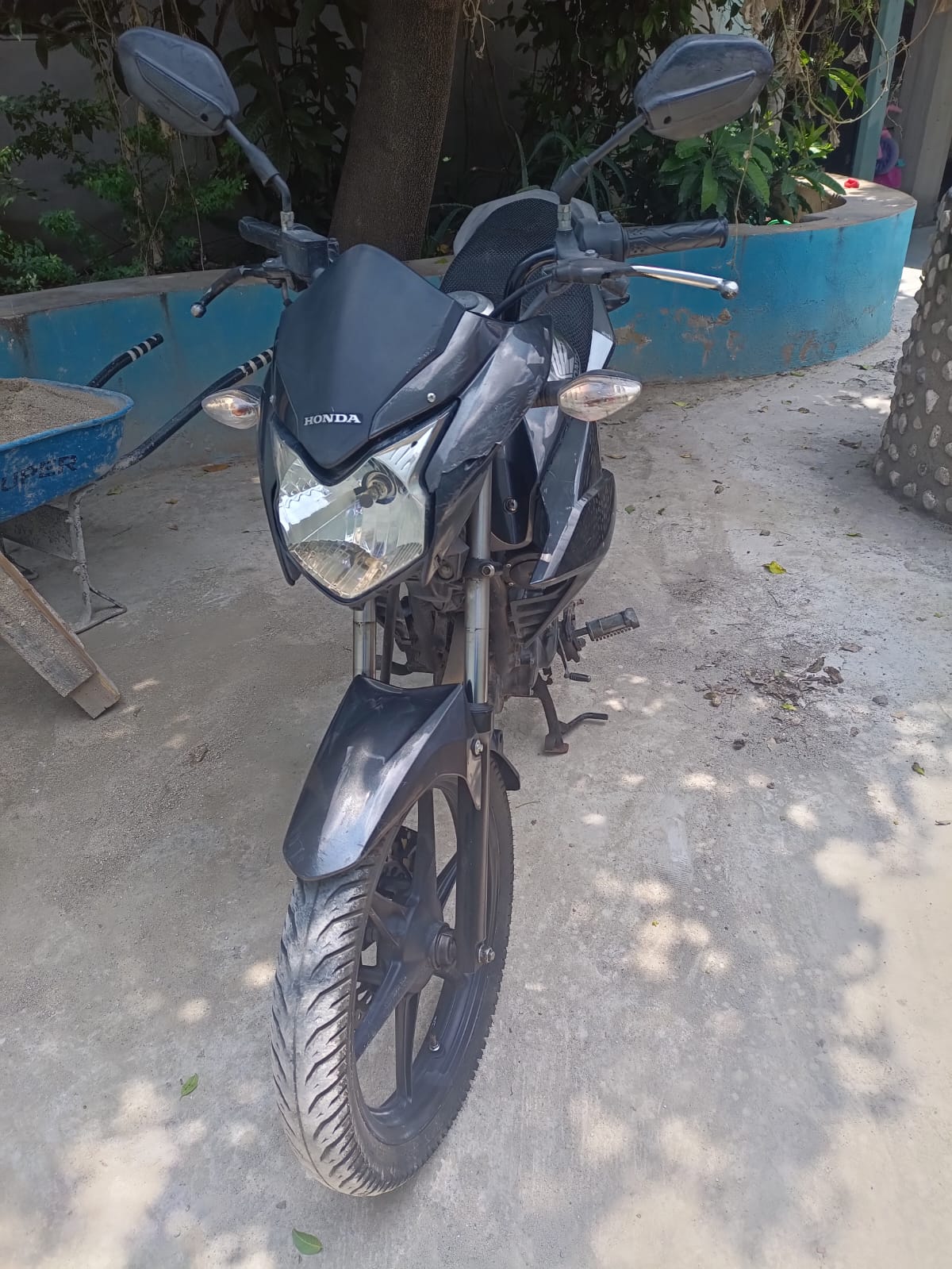 MOTOCICLETA HONDA CB110 2016 COLOR GRAFITO (KM 74,783) factura de agencia