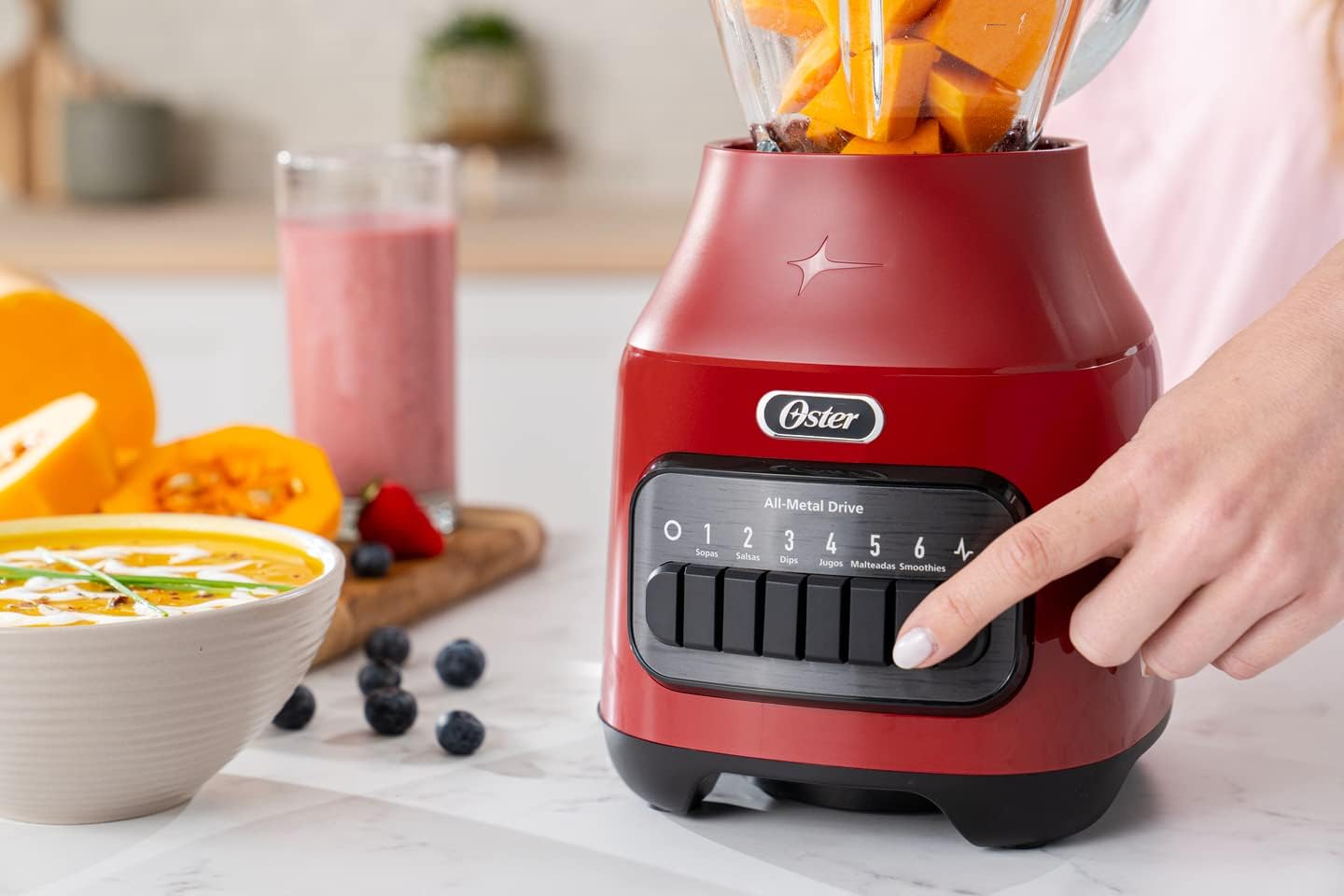LICUADORA OSTER DE 6 VELOCIDADES Y VASO DE VIDRIO