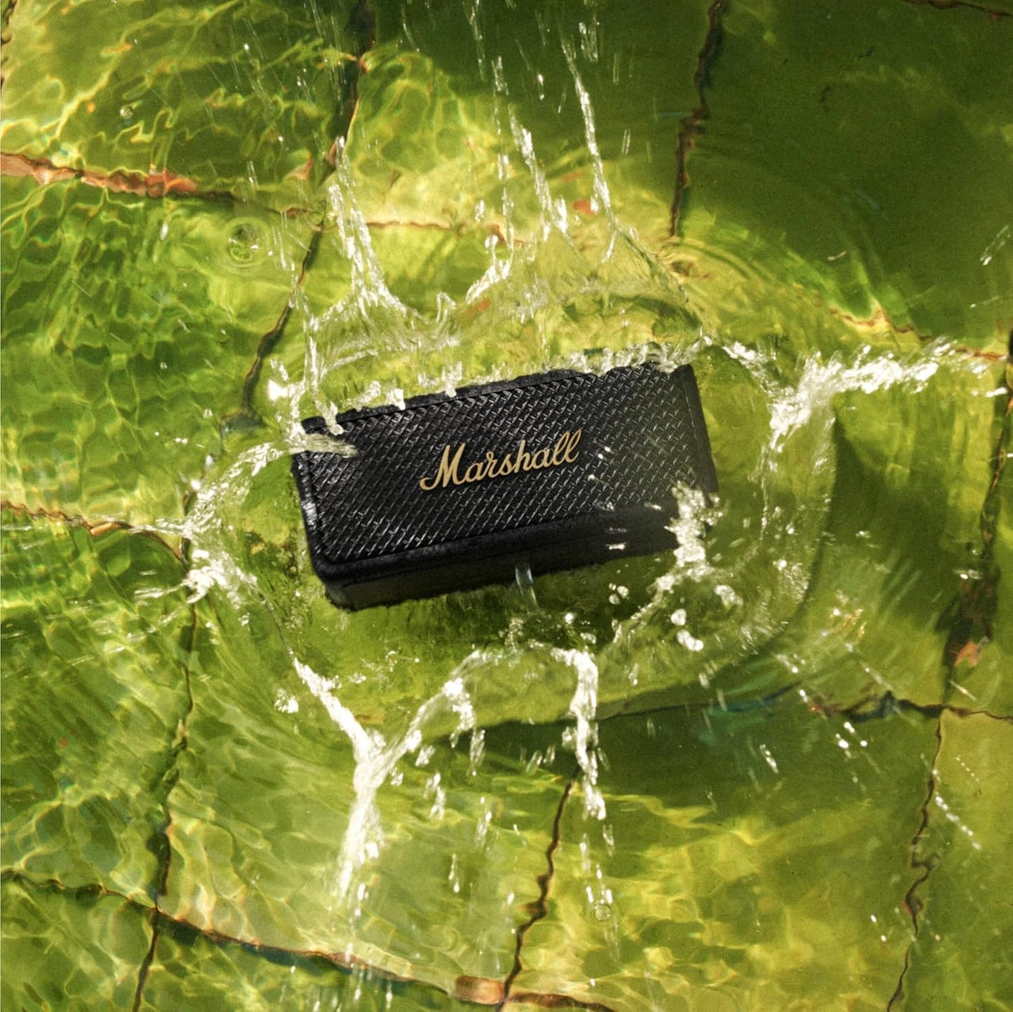 BOCINA MARSHALL Emberton II Negro/Latón ✨PAGO SEMANAL $90✨